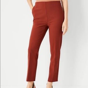 The Petite High Rise Side Zip Ankle Pant in Bi-Stretch - Curvy Fit  Sz 6P
